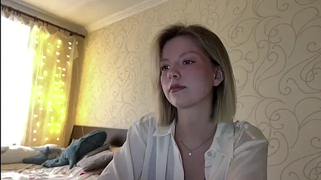 Tonya Silva online show from 04/30/26, 03:51