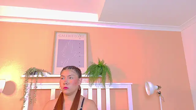 SofiaDiamond  online show from 04/27/26, 07:23