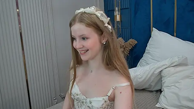 Snapshot of LilianHowards chatting on 06/21/26, 09:56 LilianHowards online show from 06/21/26, 09:56