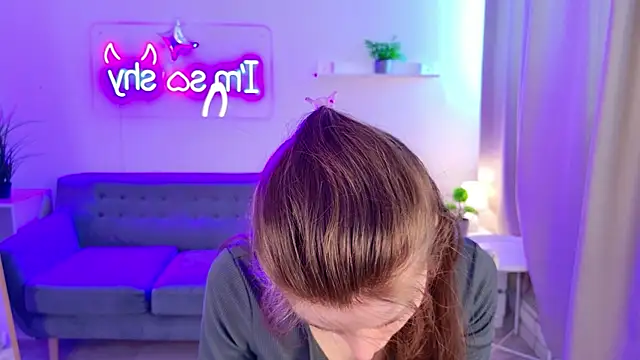 Neko Naru online show from 04/17/26, 02:53