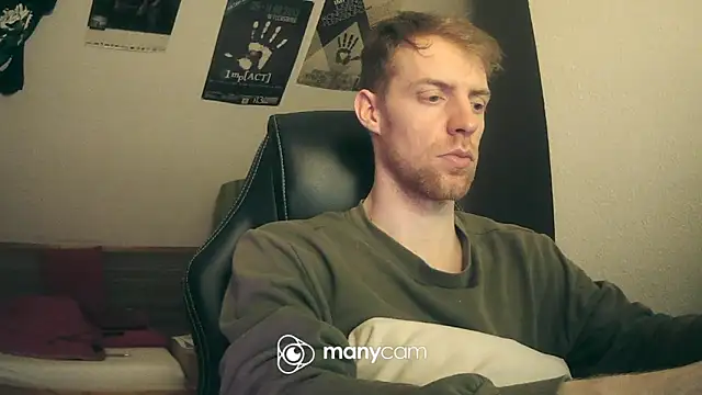 Snapshot of Milkyman7 chatting on 01/02/25, 09:18 Milkyman7 online show from 01/02/25, 09:18