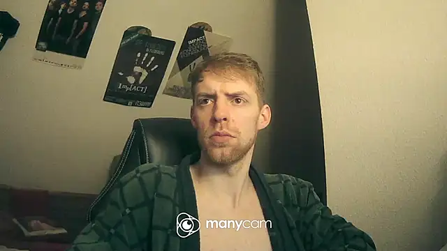 Snapshot of Milkyman7 chatting on 01/03/25, 11:23 Milkyman7 online show from 01/03/25, 11:23