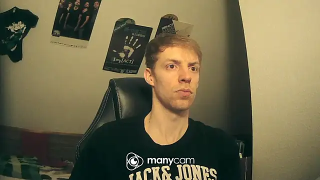 Snapshot of Milkyman7 chatting on 01/25/25, 10:28 Milkyman7 online show from 01/25/25, 10:28