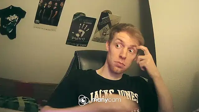 Snapshot of Milkyman7 chatting on 02/08/25, 09:57 Milkyman7 online show from 02/08/25, 09:57