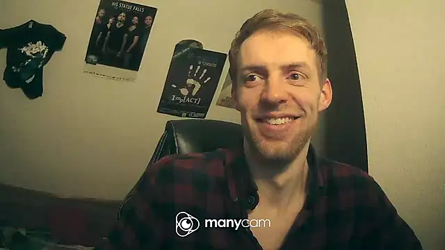 Snapshot of Milkyman7 chatting on 03/15/25, 12:58 Milkyman7 online show from 03/15/25, 12:58