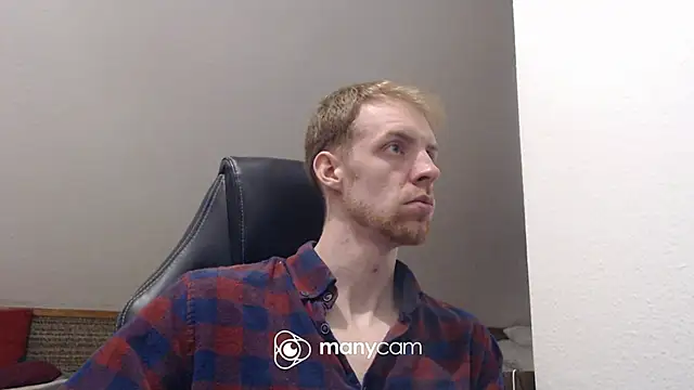 Snapshot of Milkyman7 chatting on 09/13/25, 07:24 Milkyman7 online show from 09/13/25, 07:24