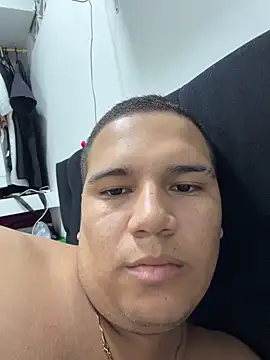 Patricio 02 online show from 05/26/26, 02:07