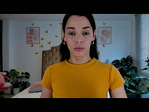 bella grego online show from 04/29/26, 06:14