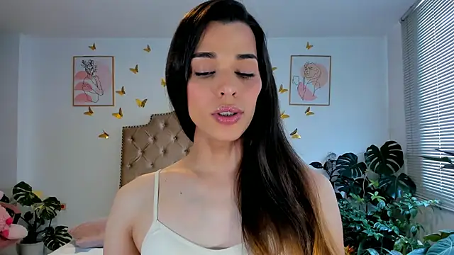 bella grego online show from 06/10/26, 05:45