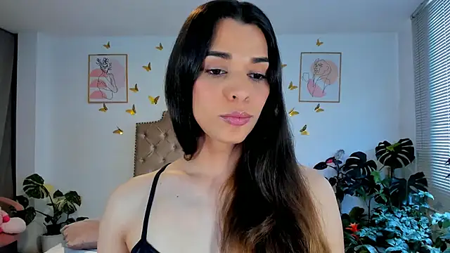 bella grego online show from 07/16/26, 05:30
