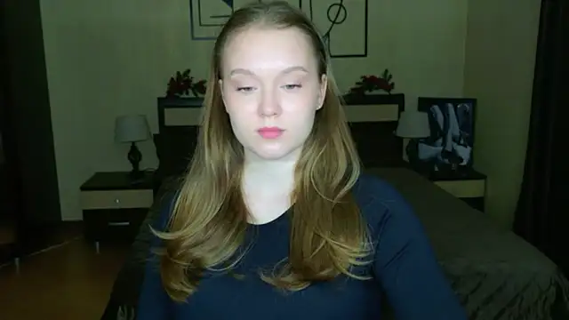 ValeriSunny online show from 04/28/26, 02:33