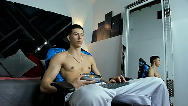OliverThompsonJS online show from 06/03/26, 03:53