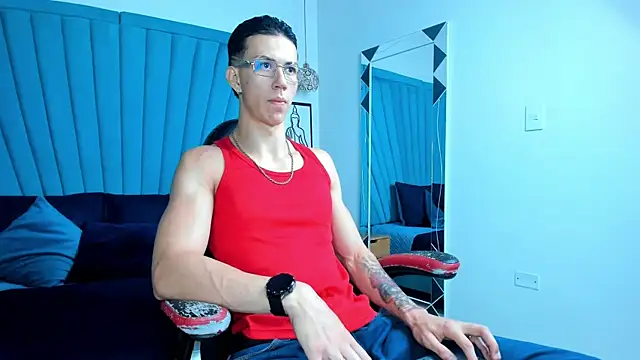 OliverThompsonJS online show from 06/16/26, 04:26