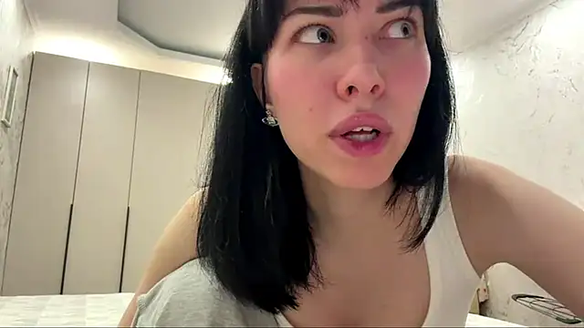 LuisaAlconcel online show from 05/16/26, 06:07