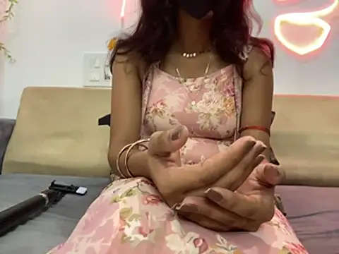 miss  sonam online show from 06/02/26, 03:47