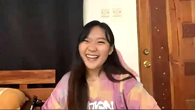 LaurenHenk online show from 04/20/26, 01:03