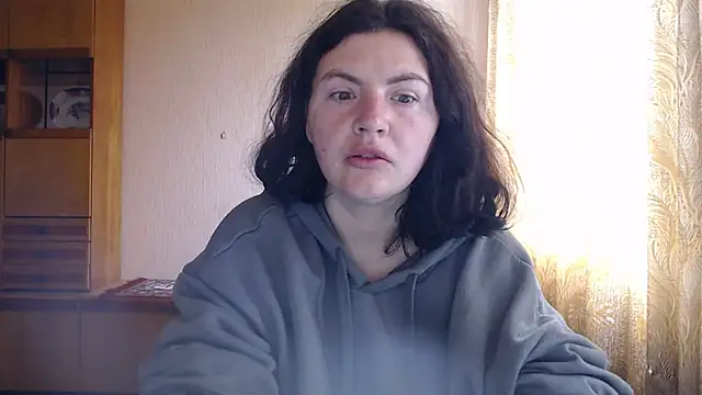 AlinaxJames online show from 05/11/26, 07:14