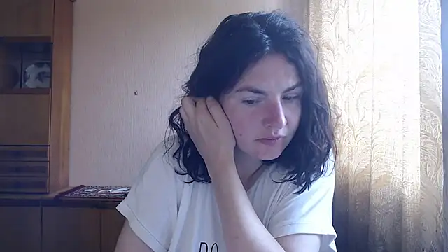 AlinaxJames online show from 07/10/26, 08:18