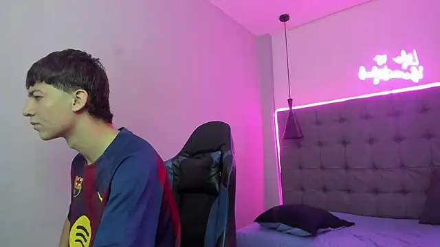 Marcello Vega online show from 04/22/26, 01:34