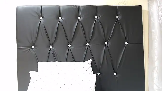SexyBadGirl20 online show from 04/25/26, 05:10