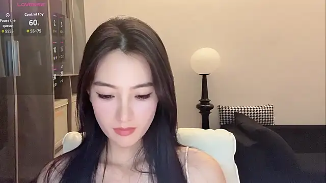 Snapshot of Xixi-mm chatting on 05/26/26, 04:36 Xixi-mm online show from 05/26/26, 04:36
