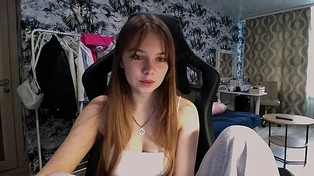 Princess Mira online show from 07/28/26, 08:32