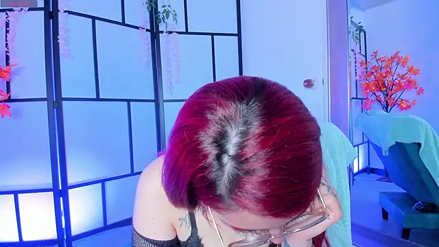 Snapshot of zara_rouxx_ chatting on 05/11/26, 02:45 zara rouxx online show from 05/11/26, 02:45