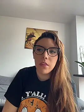 AliceMtz online show from 04/26/26, 05:54