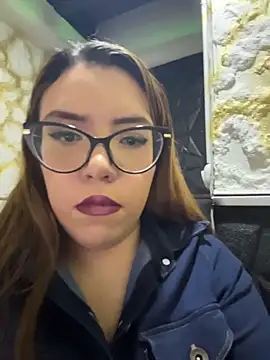 AliceMtz online show from 05/15/26, 08:49
