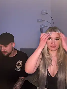 SexyCouple1910 online show from 04/22/26, 06:20