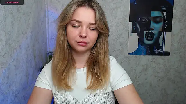 NicoleAura online show from 05/28/26, 08:22