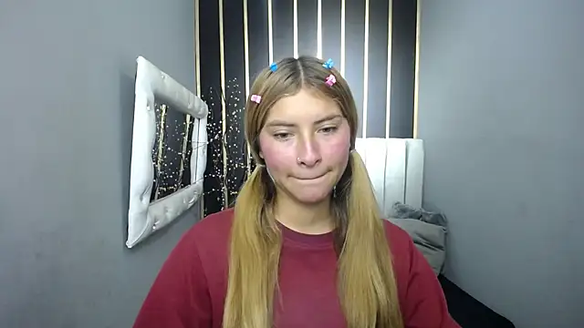 nancy blonde online show from 04/28/26, 12:43