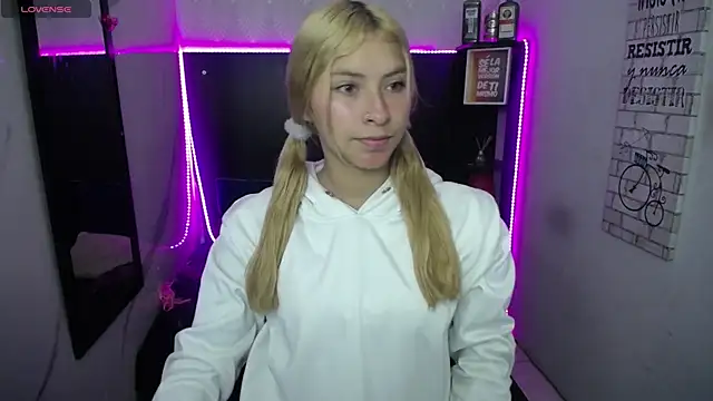 nancy blonde online show from 07/14/26, 12:44