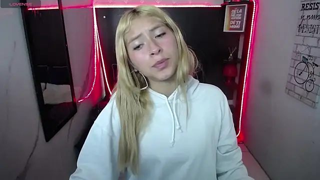 nancy blonde online show from 07/15/26, 12:10