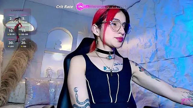 Moon Red r online show from 05/01/26, 08:02