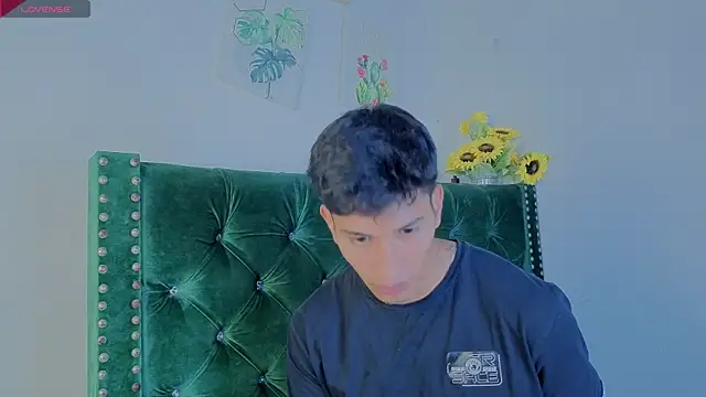 Zayn Moretti online show from 06/23/26, 07:56
