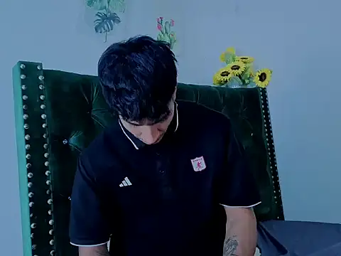 Zayn Moretti online show from 06/25/26, 05:17