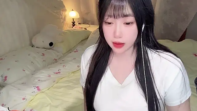 SweetButWildbaby online show from 05/11/26, 03:51