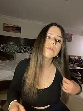 DirtyDiannaX online show from 04/18/26, 07:58