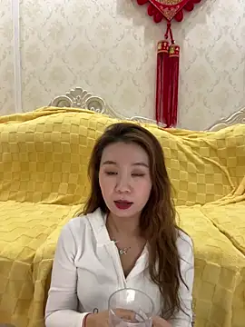 Xiaoyu523 online show from 04/20/26, 03:15