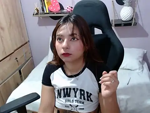 Kitana kitty online show from 06/11/26, 08:18