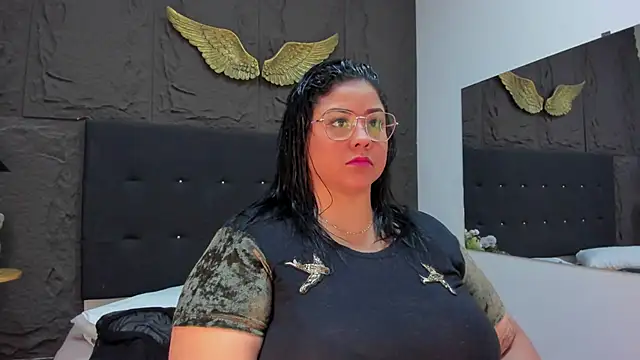 MillaGrey online show from 05/06/26, 11:48