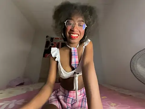VenusNight  online show from 07/10/26, 12:04