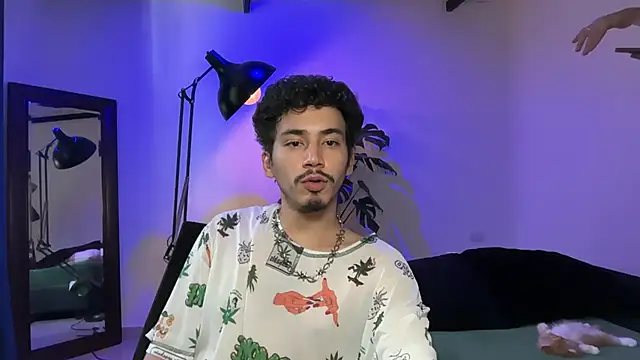 Noah and Steven online show from 06/24/26, 06:18