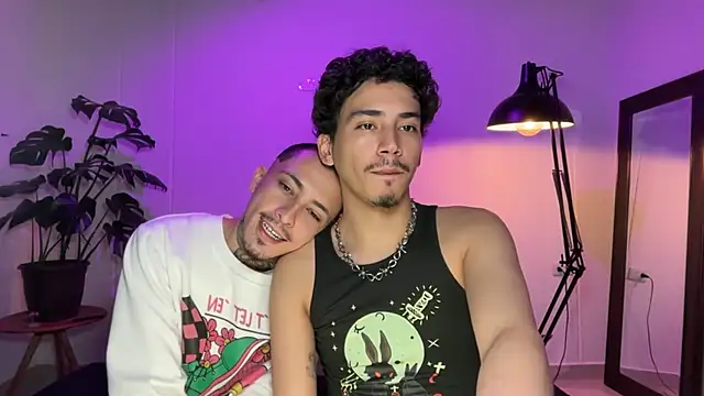 Noah and Steven online show from 07/08/26, 03:49