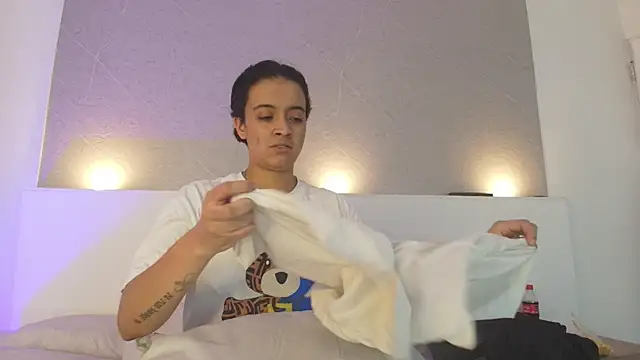 Jhon and Karol online show from 07/08/26, 04:17