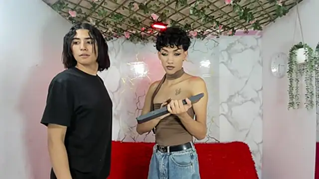 DAHNE HOT  online show from 05/30/26, 12:46
