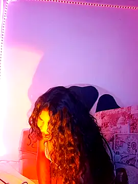 katiuskaxoxo online show from 05/20/26, 02:07