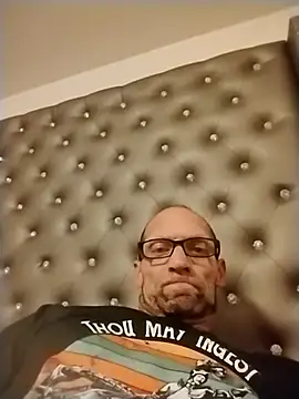 dickbishop77 online show from 04/19/26, 11:31