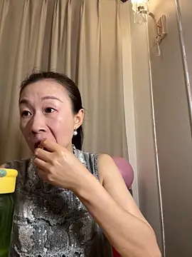 summer0430 online show from 05/28/26, 12:41